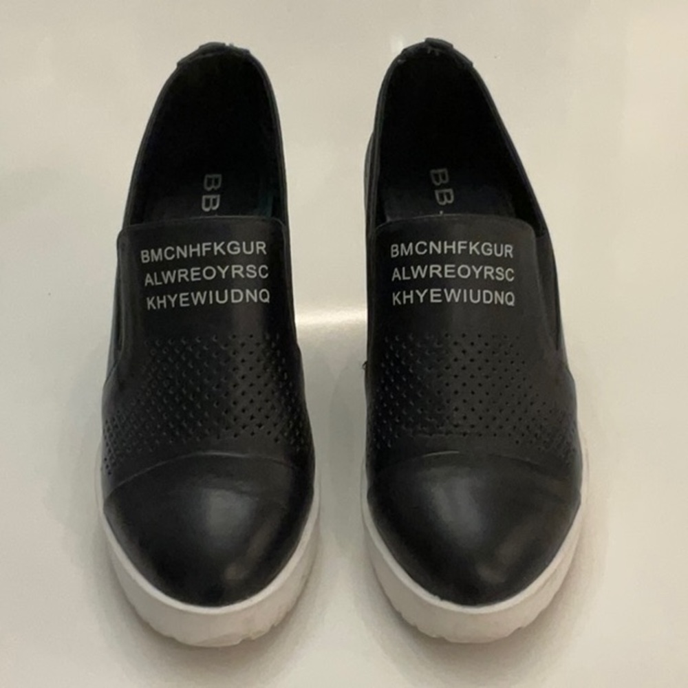 BB.GG leather Woman shoes